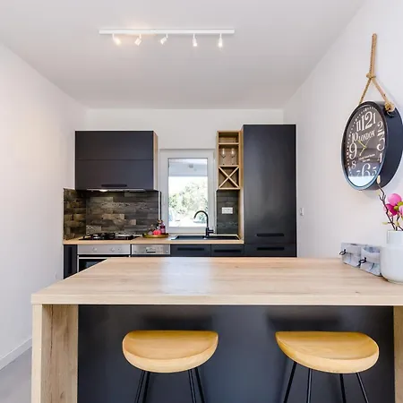 Sea Shell Apartment