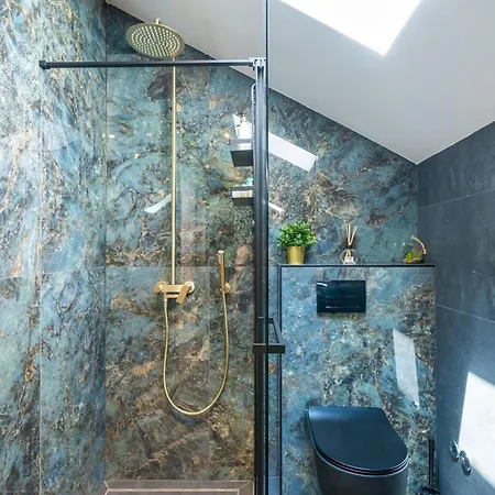 Sea Shell Apartment *