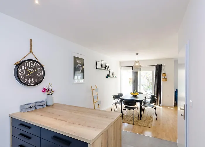 Sea Shell * Dubrovnik